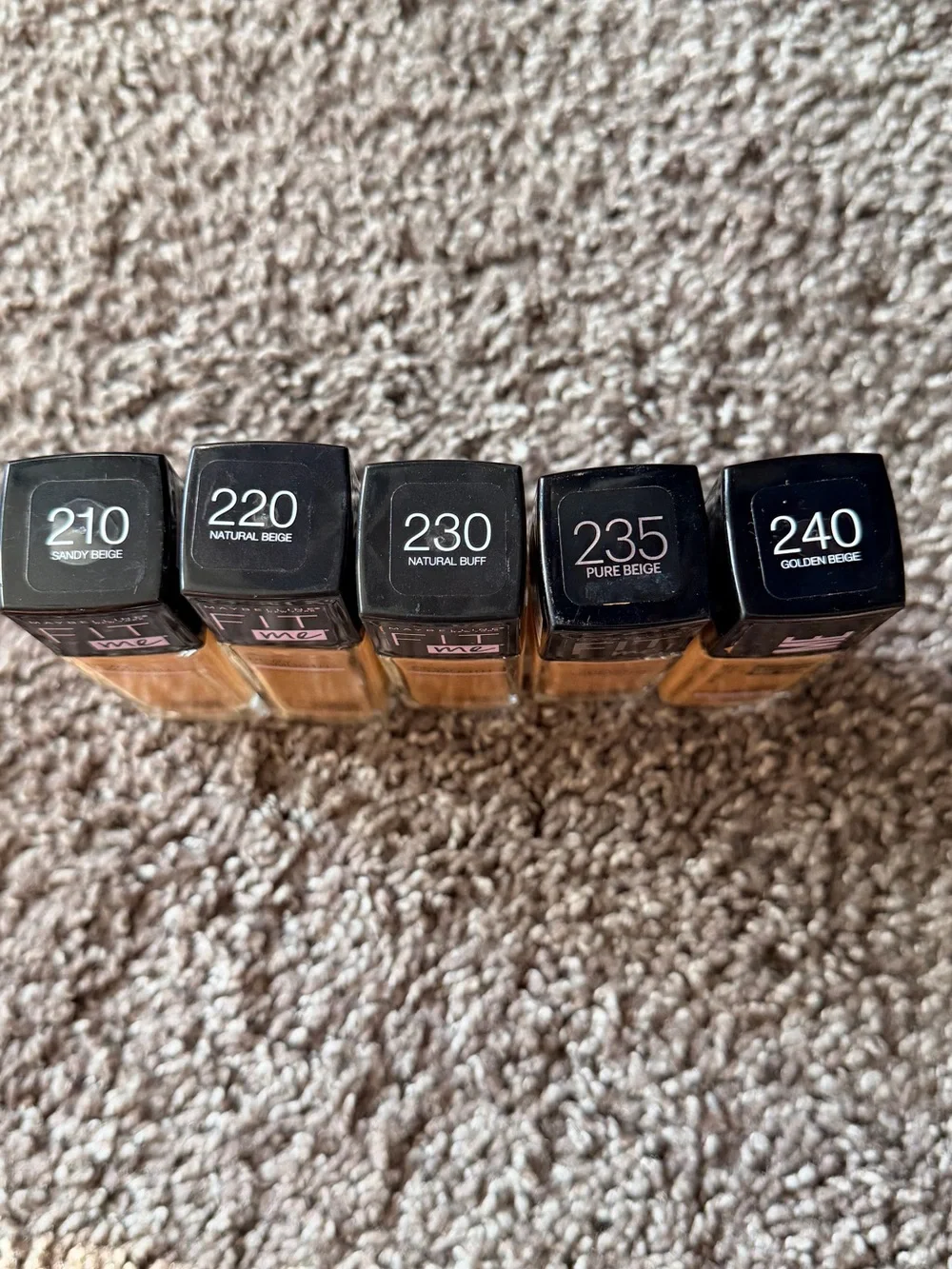 Maybelline Fit Me Dewy + Smooth Foundation - 1 per order